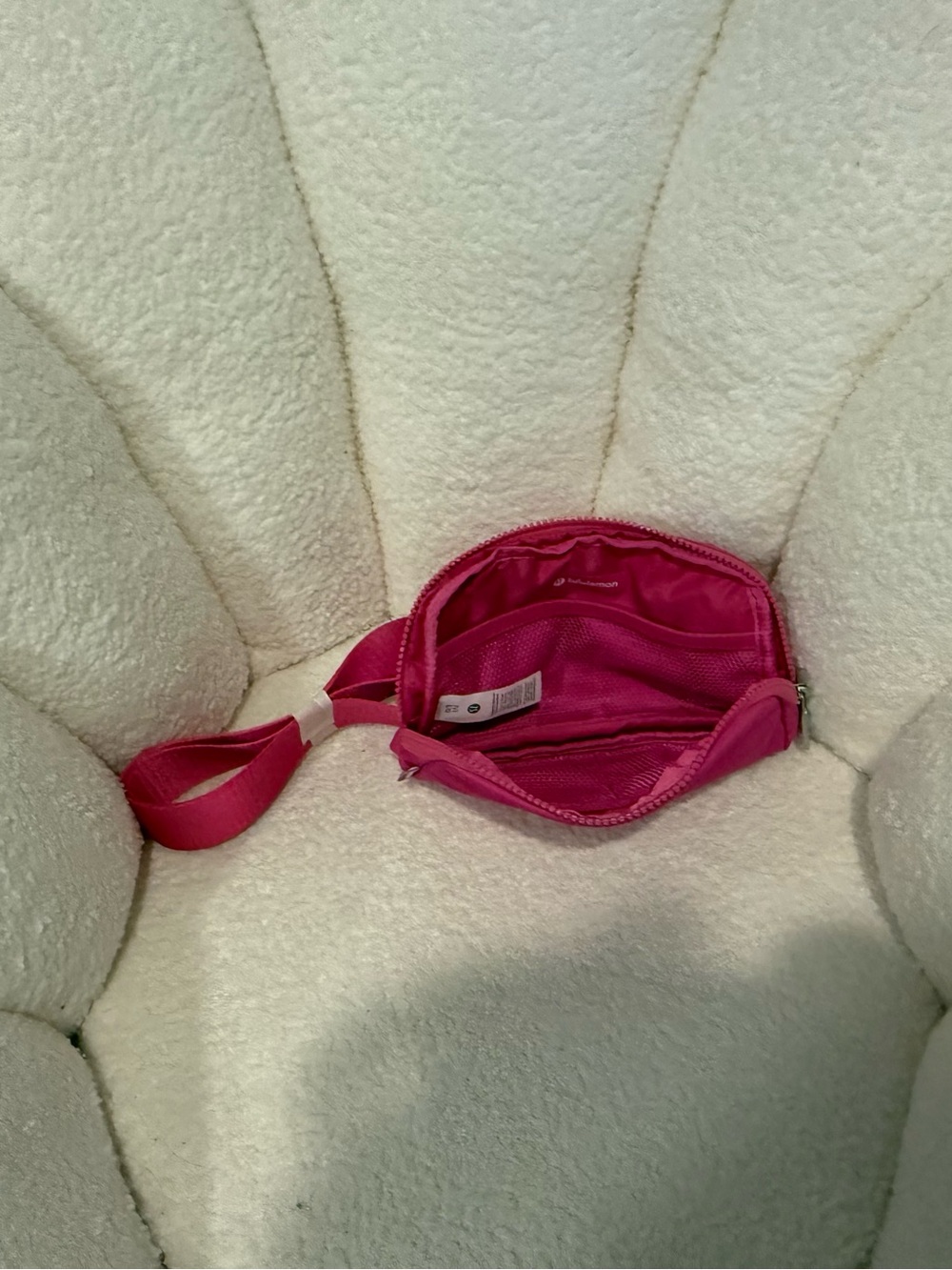 lululemon Bright Pink Waist Pack with Adjustable Strap - Picture 3 of 4